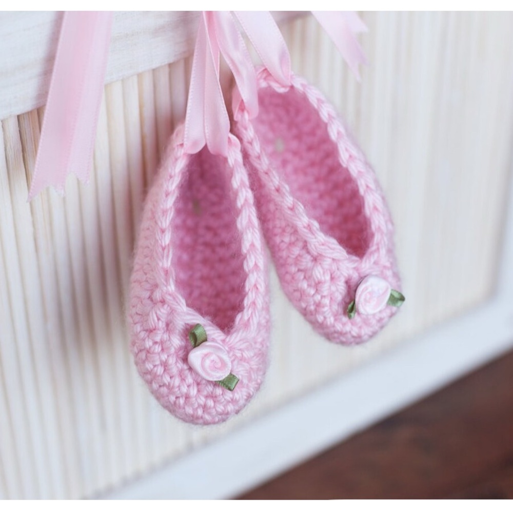 Pink Crochet Baby Shoes